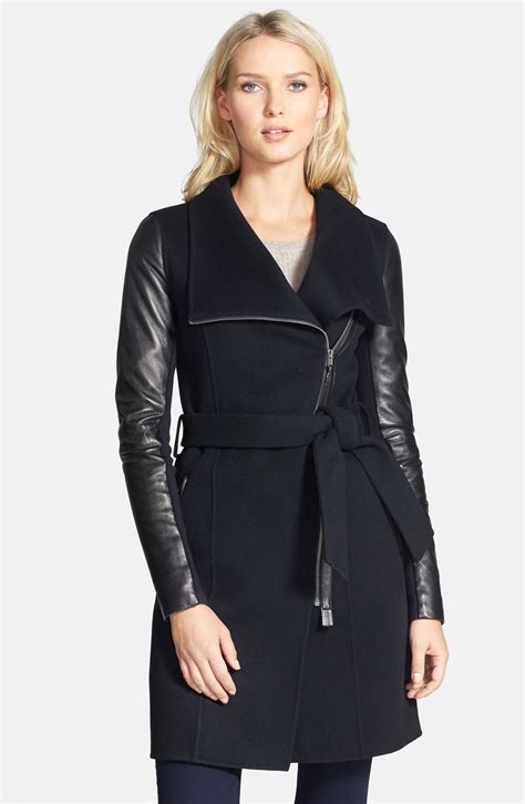 Oversized asymmetric peacoat in leather 